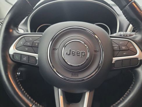 Used 2019 Jeep Compass Latitude w/ Popular Equipment Group image 18