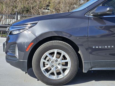 Used 2022 Chevrolet Equinox LT image 12