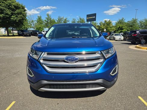 Used 2018 Ford Edge Titanium w/ Equipment Group 302A AWD/4WD image 2