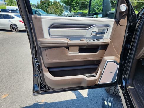 Used 2026 RAM 2500 Laramie AWD/4WD image 16