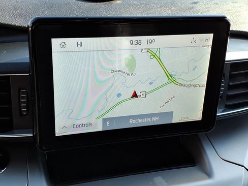 Certified 2022 Ford Explorer XLT w/ Equipment Group 202A image 22