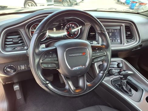 Used 2022 Dodge Challenger GT image 25