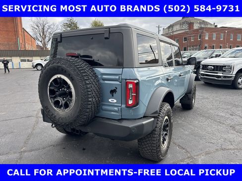 Used 2023 Ford Bronco Wildtrak image 6