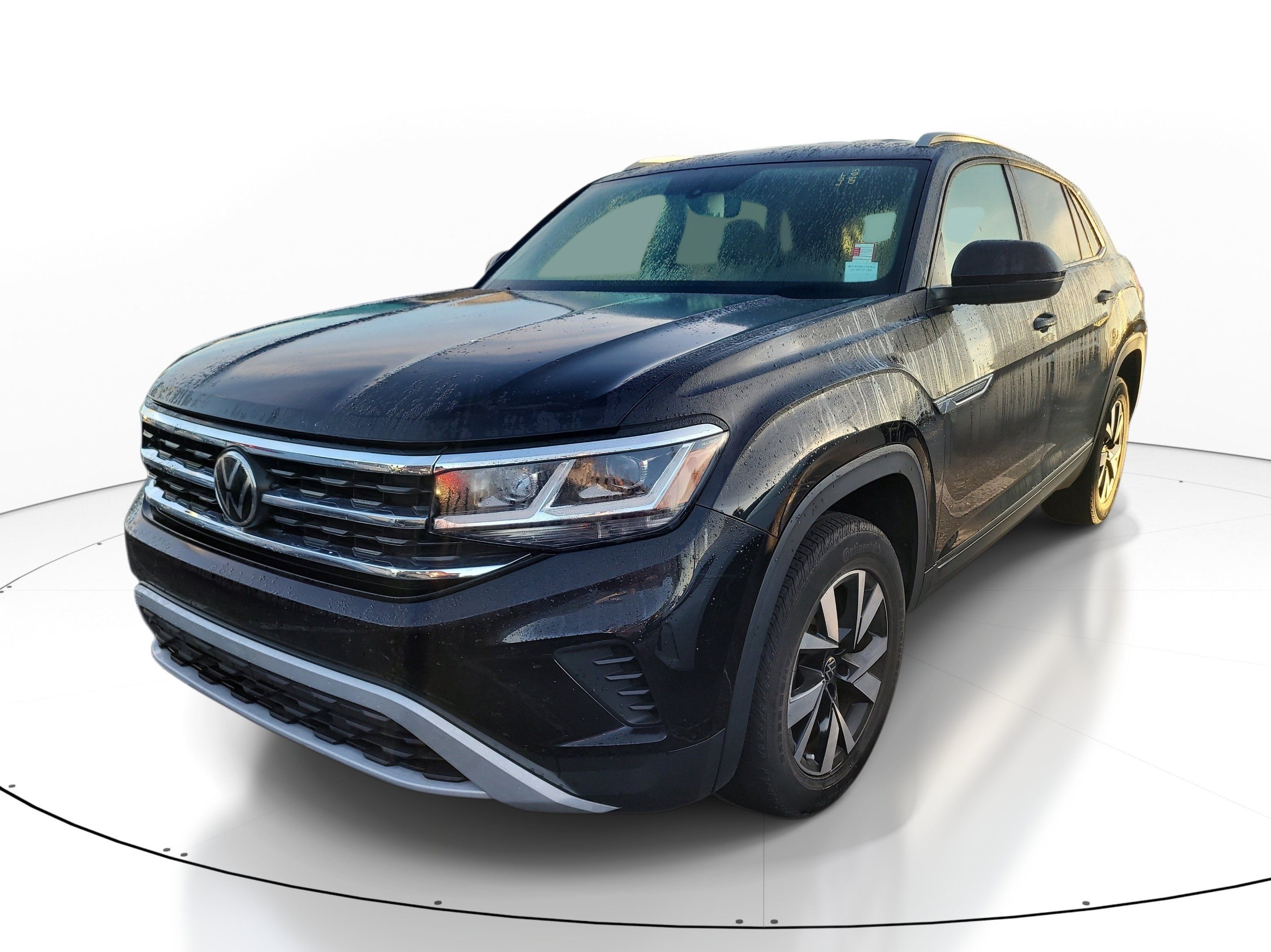 Used 2022 Volkswagen Atlas Cross Sport SE FWD image 3