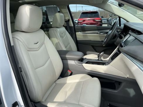Used 2017 Cadillac XT5 Premium Luxury AWD/4WD image 27
