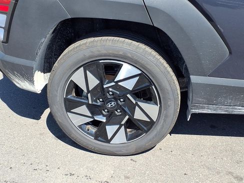 Used 2025 Hyundai Kona SEL AWD/4WD image 25