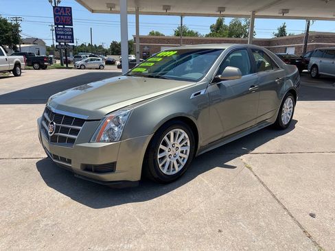 Used 2011 Cadillac CTS Luxury RWD image 4