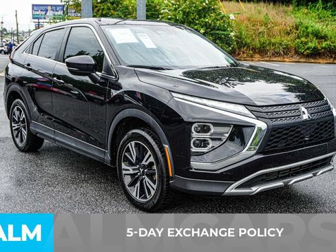Used 2024 Mitsubishi Eclipse Cross SEL AWD/4WD image 3