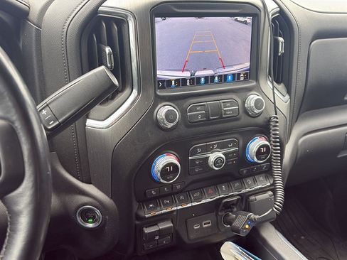 Used 2021 GMC Sierra 1500 Denali w/ Denali Ultimate Package AWD/4WD image 9