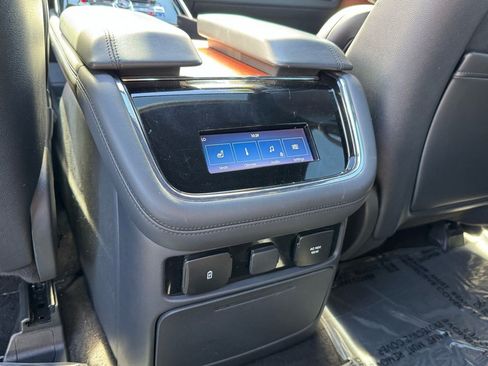 Used 2024 Lincoln Navigator Reserve image 16