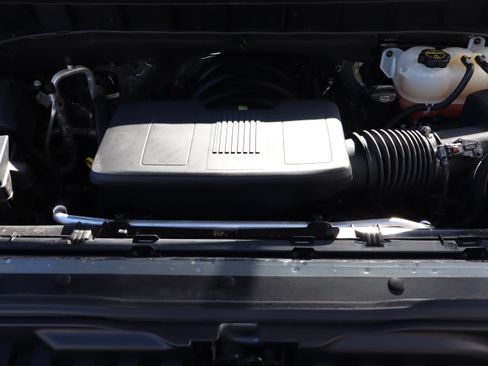 Certified 2025 Chevrolet Silverado 1500 LT image 39