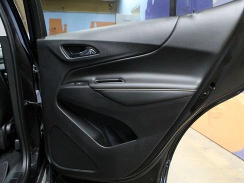 Used 2020 Chevrolet Equinox Premier FWD image 11