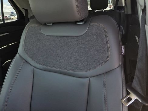 New 2026 Ford Explorer Active w/ Active Comfort Package AWD/4WD image 13
