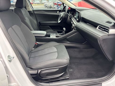 Used 2022 Kia K5 LXS image 15