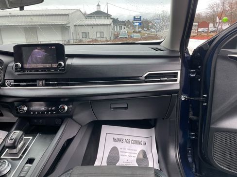 Used 2023 Mitsubishi Outlander SE image 29