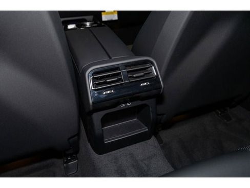 New 2026 BMW 540i xDrive w/ M Sport Package image 74