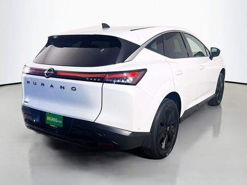 Used 2025 Nissan Murano SV image 10