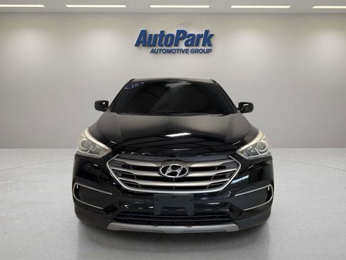 Used 2018 Hyundai Santa Fe Sport image 2
