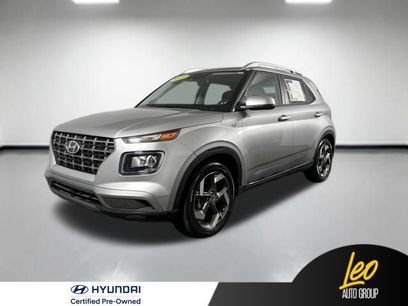 Used 2023 Hyundai Venue SEL