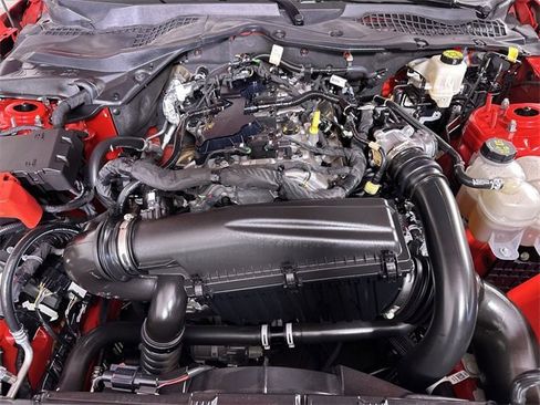 Used 2024 Ford Mustang Premium image 31