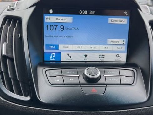 Used 2018 Ford Escape SE w/ SE Sport Appearance Package image 41