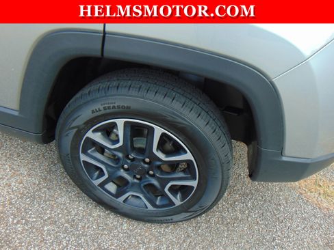 Certified 2019 Jeep Compass Trailhawk image 17