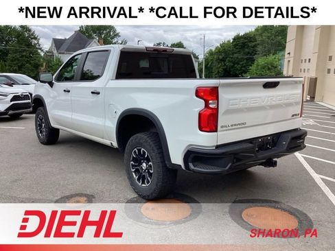 Used 2022 Chevrolet Silverado 1500 ZR2 w/ Technology Package AWD/4WD image 5