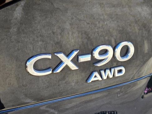Used 2025 MAZDA CX-90 3.3 Turbo w/ Preferred Package AWD/4WD image 17