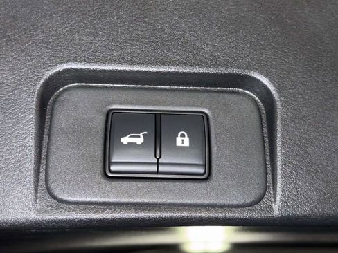 Used 2025 Nissan Rogue SV w/ Rock Creek Premium Package AWD/4WD image 18