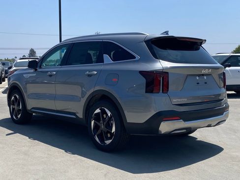 New 2026 Kia Sorento EX FWD image 6