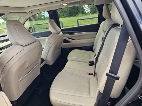 Used 2023 INFINITI QX60 Luxe w/ Vision Package AWD/4WD image 21