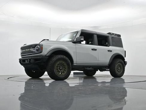 Certified 2024 Ford Bronco Badlands AWD/4WD image 42