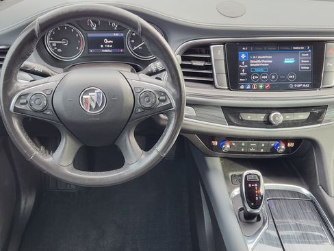 Used 2021 Buick Enclave Essence image 26