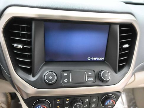 Used 2020 GMC Acadia Denali w/ LPO, Adventure Package AWD/4WD image 17