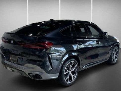 Used 2021 BMW X6 M50i w/ Executive Package AWD/4WD image 3