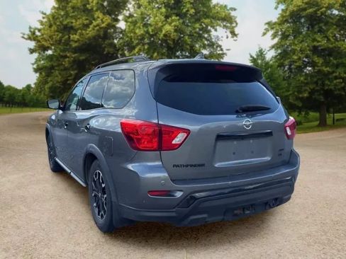 Used 2020 Nissan Pathfinder SL AWD/4WD image 6
