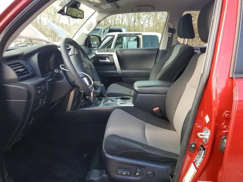 Used 2022 Toyota 4Runner SR5 AWD/4WD image 7