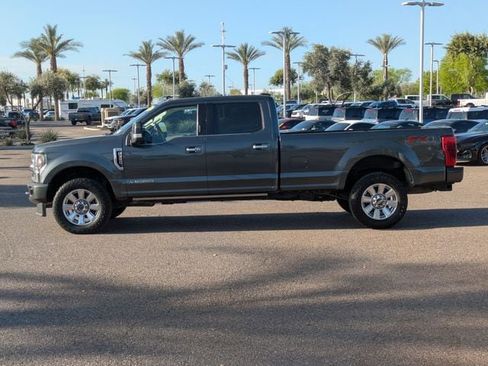 Used 2020 Ford F350 Limited image 3