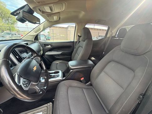 Used 2018 Chevrolet Colorado LT w/ LT Convenience Package AWD/4WD image 17