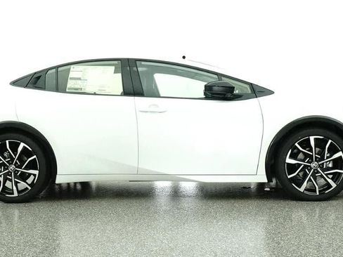 New 2026 Toyota Prius Plug-In Hybrid image 27