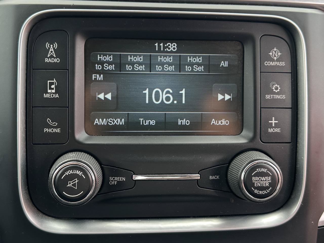Used 2020 RAM 1500 Classic SLT AWD/4WD image 61