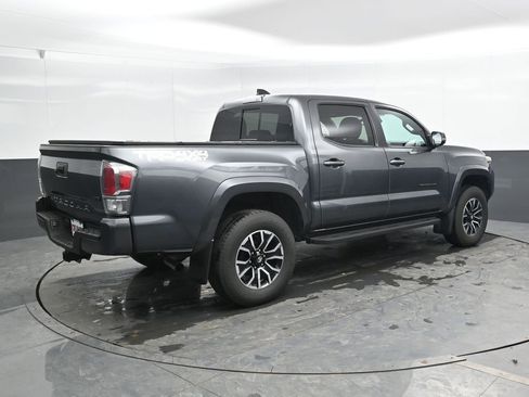 Used 2023 Toyota Tacoma TRD Sport image 4