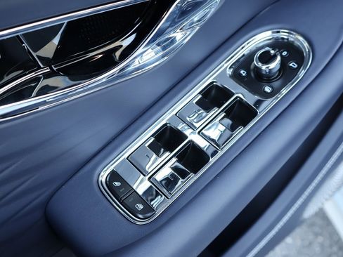 New 2026 Bentley Continental GT image 13