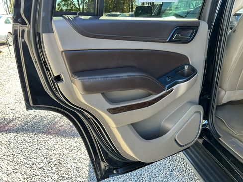 Used 2017 Chevrolet Tahoe LT image 13