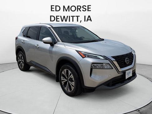 Used 2023 Nissan Rogue SV AWD/4WD image 7