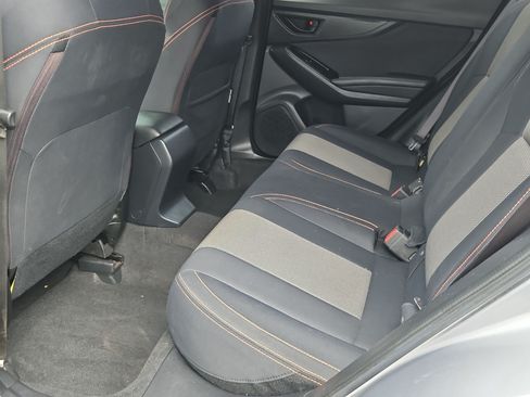 Used 2019 Subaru Crosstrek 2.0i Premium AWD/4WD image 22