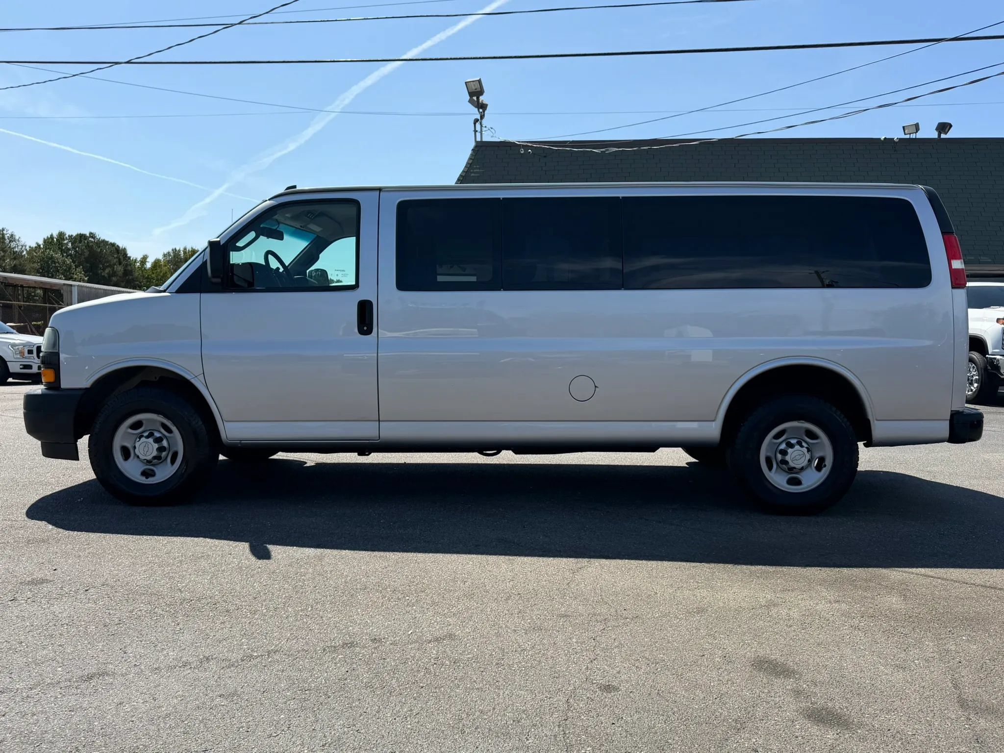 Used 2019 Chevrolet Express 3500 LS RWD image 7