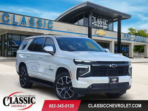 Used 2025 Chevrolet Tahoe RST w/ Comfort Package AWD/4WD image 1