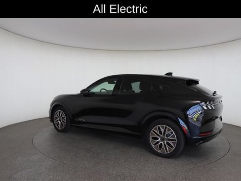 Used 2024 Ford Mustang Mach-E Premium AWD/4WD image 9