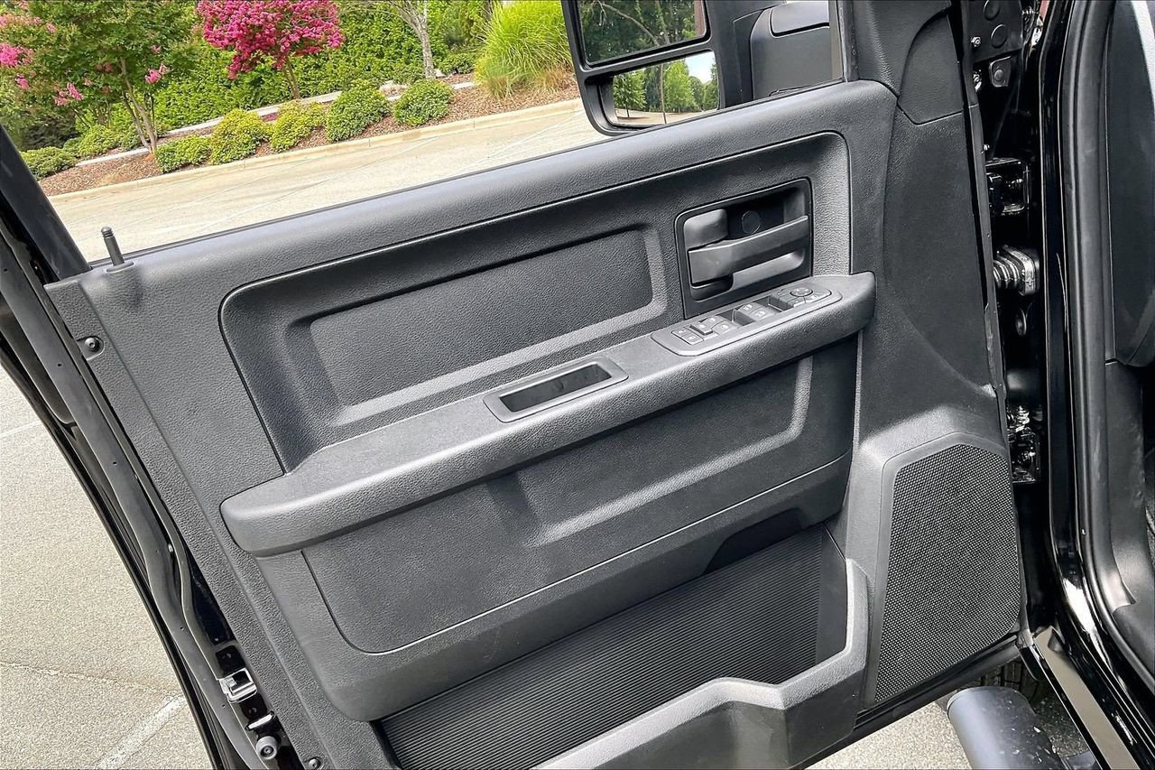 New 2026 RAM 3500 Tradesman AWD/4WD image 26